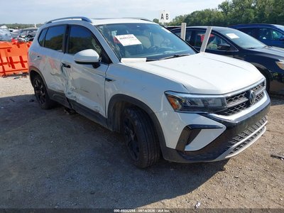 3VVLX7B27NM****** 2022 Volkswagen Taos