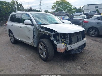 5TDDK3EH3CS****** 2012 Toyota Highlander