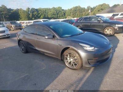 5YJ3E1EA6MF****** 2021 Tesla Model 3