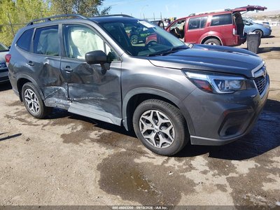 JF2SKAJC3LH****** 2020 Subaru Forester