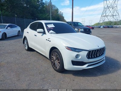 ZN661XUA6NX****** 2022 Maserati Levante