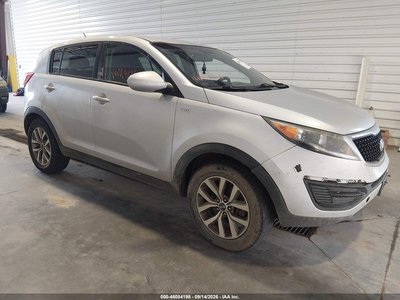 KNDPBCAC0G7****** 2016 Kia Sportage