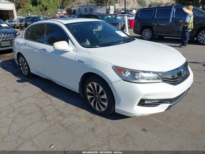 JHMCR6F52HC****** 2017 Honda Accord Hybrid