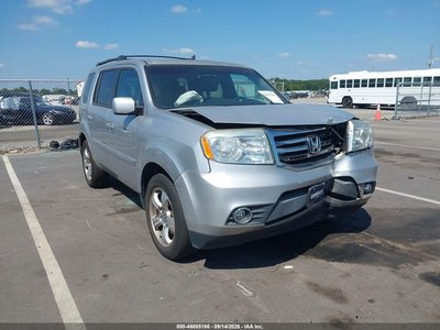 5FNYF3H50FB****** 2015 Honda Pilot