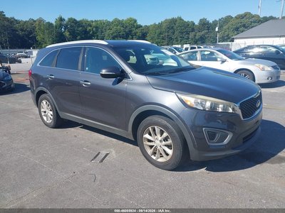 5XYPG4A33GG****** 2016 Kia Sorento
