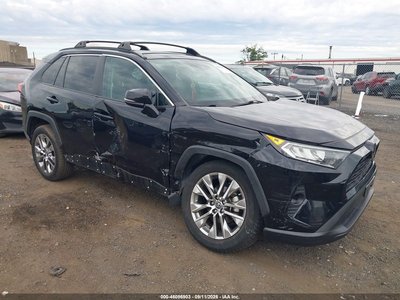 2T3A1RFV4KW****** 2019 Toyota RAV4