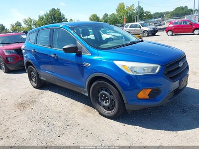 1FMCU0F7XHU****** 2017 Ford Escape
