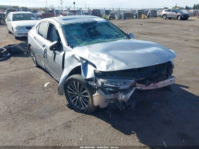 19UUB2F74JA****** 2018 Acura TLX