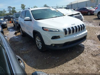 1C4PJLCB1HW****** 2017 Jeep Cherokee