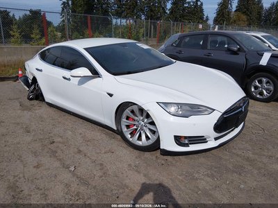 5YJSA1H17EF****** 2014 Tesla Model S