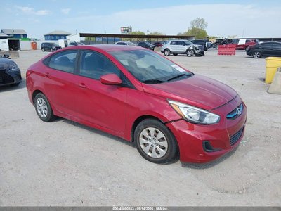 KMHCT4AE8HU****** 2017 Hyundai Accent