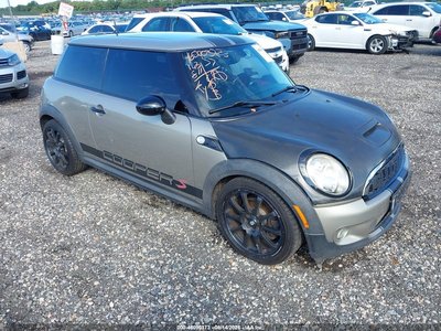 WMWMF73549T****** 2009 MINI Cooper S