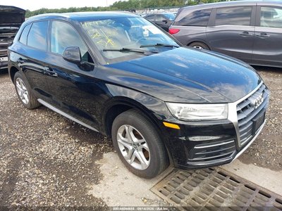 WA1ANAFY1J2****** 2018 Audi Q5