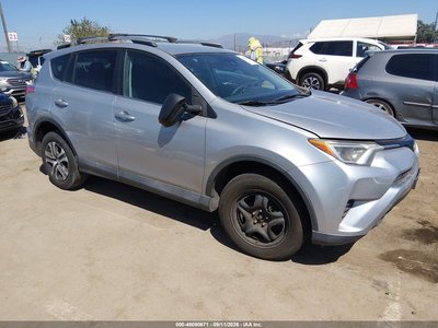 2T3BFREVXJW****** 2018 Toyota RAV4