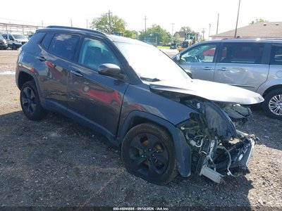 3C4NJDBB9JT****** 2018 Jeep Compass