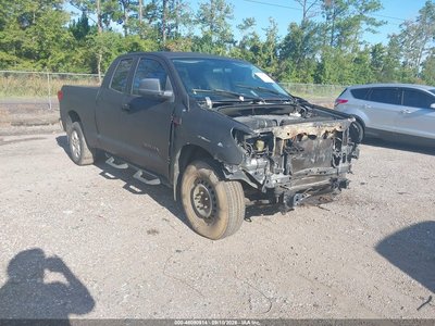 5TFRY5F1XAX****** 2010 Toyota Tundra