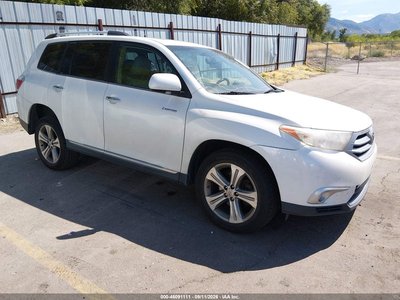 5TDDK3EH3BS****** 2011 Toyota Highlander