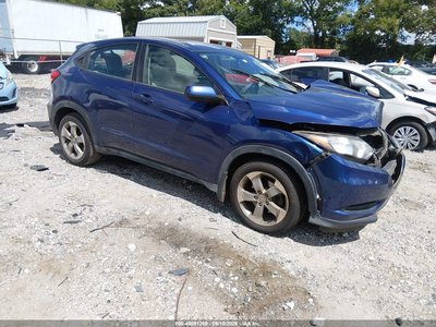 3CZRU5H38HM****** 2017 Honda HR-V