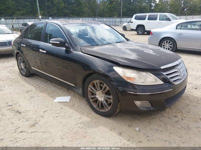 KMHGC46F29U****** 2009 Hyundai Genesis