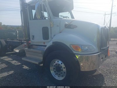 2NP3LJ0X7LM****** 2020 Peterbilt 348
