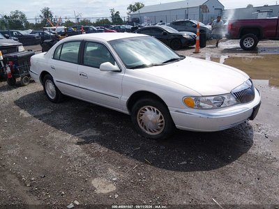 1LNFM97V6WY****** 1998 Lincoln Continental