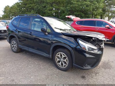 JF2SKAJC4MH****** 2021 Subaru Forester