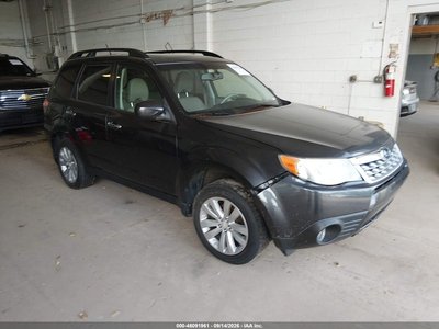 JF2SHBEC5BH****** 2011 Subaru Forester