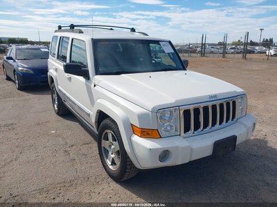 1J4RG4GT2AC****** 2010 Jeep Commander