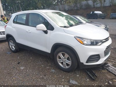 KL7CJNSB3JB****** 2018 Chevrolet Trax