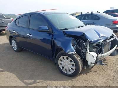3N1CN7AP8DL****** 2013 Nissan Versa