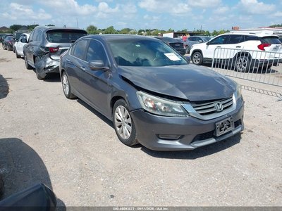 1HGCR2F82DA****** 2013 Honda Accord