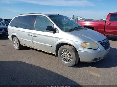 2C4GP54L65R****** 2005 Chrysler Town & Country