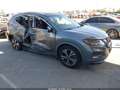 JN8AT2MT4HW****** 2017 Nissan Rogue