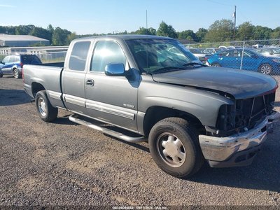 2GCEC19T411****** 2001 Chevrolet Silverado 1500