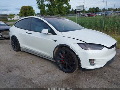 5YJXCDE26LF****** 2020 Tesla Model X