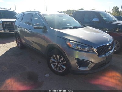 5XYPGDA56GG****** 2016 Kia Sorento