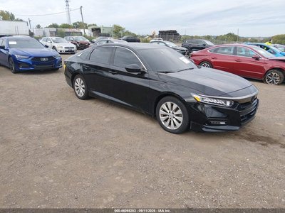 1HGCV1F34JA****** 2018 Honda Accord