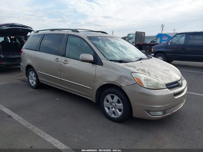 2005 Toyota Sienna