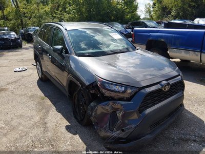 2T3F1RFV3MC****** 2021 Toyota RAV4