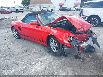 WP0CA2986YU****** 2000 Porsche Boxster