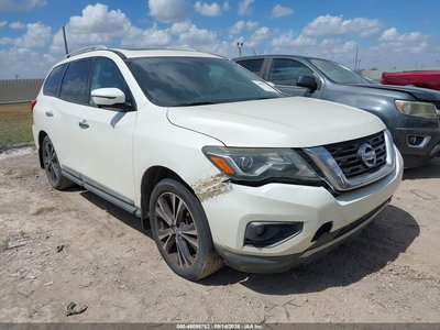 2017 Nissan Pathfinder