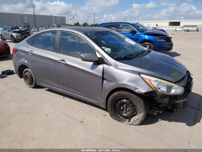 KMHCT4AE5FU****** 2015 Hyundai Accent