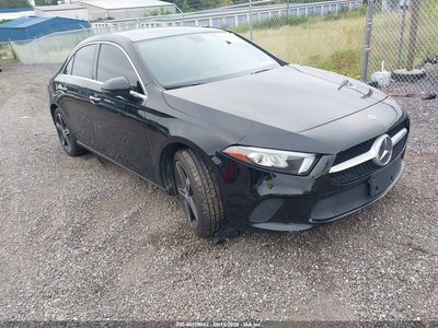 WDD3G4FB4KW****** 2019 Mercedes-Benz A-Class