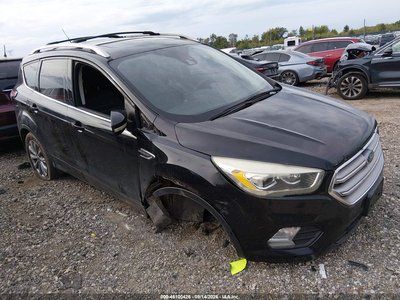 1FMCU9J99HU****** 2017 Ford Escape