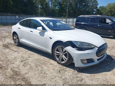 5YJSA1S19FF****** Salvage and Wrecked 2015 Tesla Model S in Atlanta East