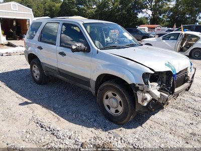 1FMYU02Z97K****** 2007 Ford Escape