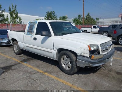 1GCEC19V45Z****** 2005 Chevrolet Silverado 1500