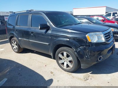 5FNYF3H9XFB****** 2015 Honda Pilot
