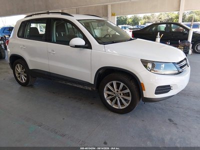 WVGAV7AX7HK****** 2017 Volkswagen Tiguan