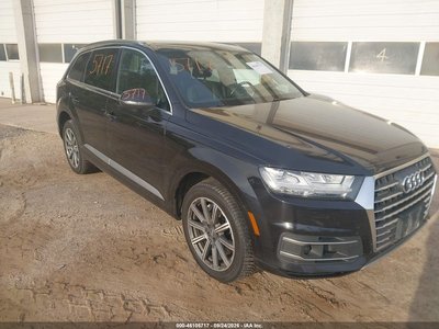 WA1LAAF70HD****** 2017 Audi Q7